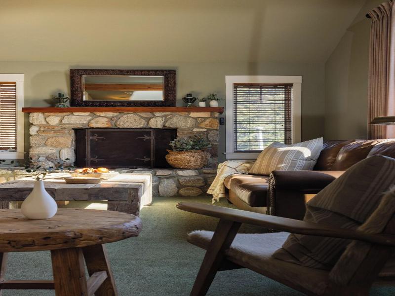 Orchard Hill image