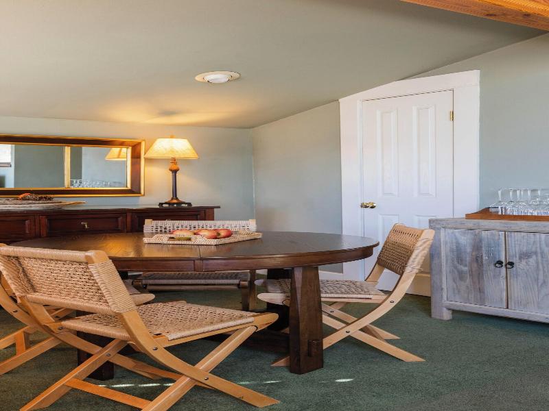 Orchard Hill image