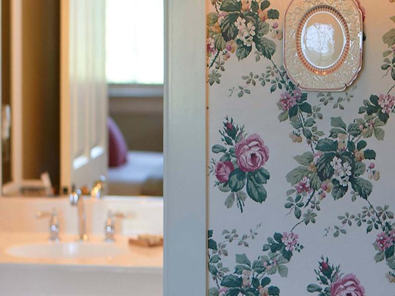 Orchard Hill image