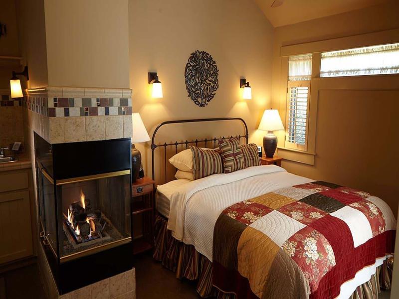 Orchard Hill image