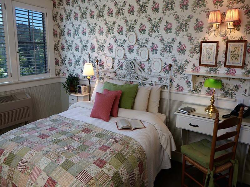 Orchard Hill image
