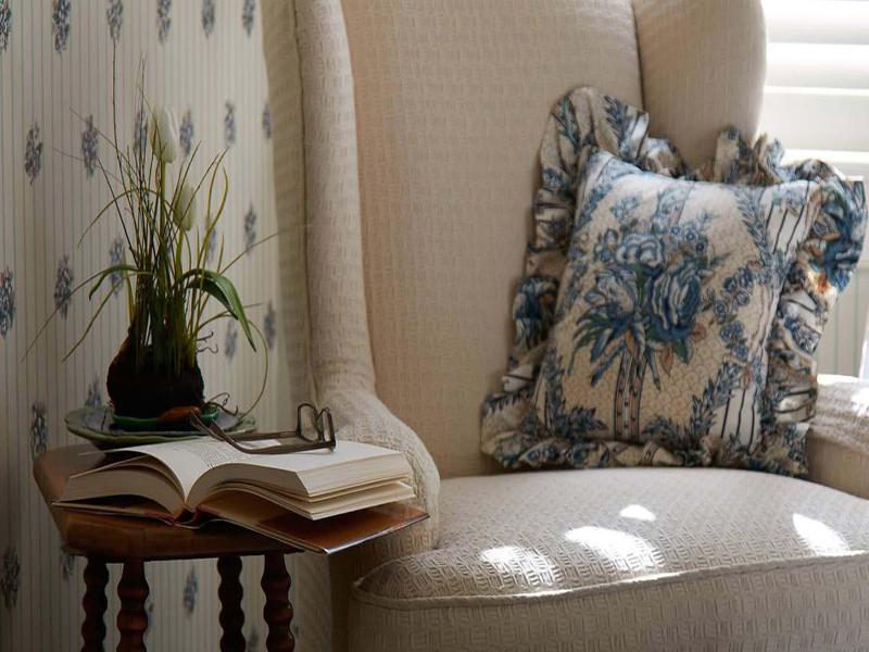 Orchard Hill image