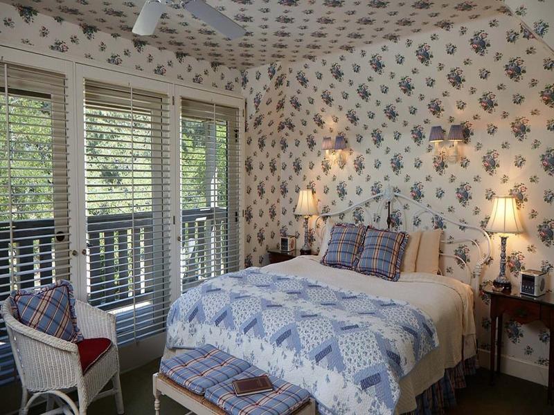Orchard Hill image