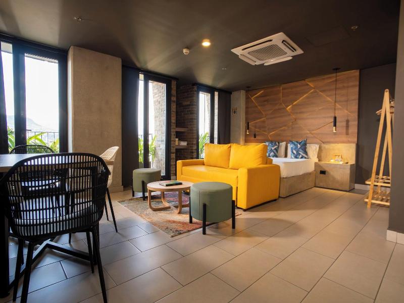 Los Patios Cool Living image
