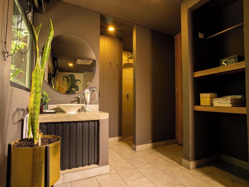 Los Patios Cool Living image
