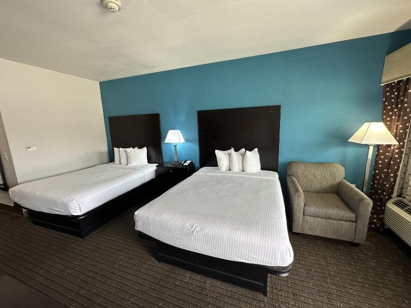 Lone Star Inn image