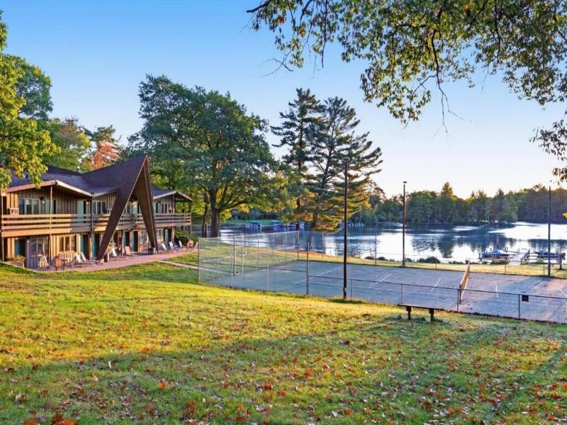 Chanticleer Inn