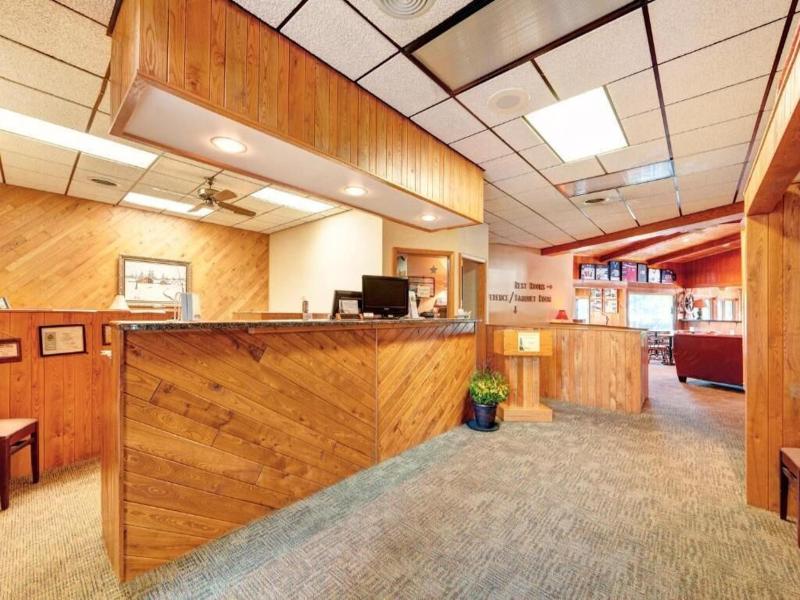 Chanticleer Inn