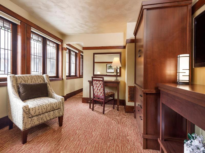 The Historic Park Inn Hotel 4