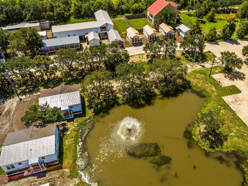 Southern Breeze Lodge image