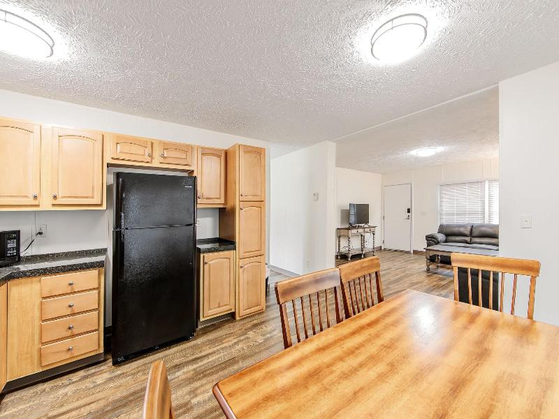 Southern Breeze Lodge image
