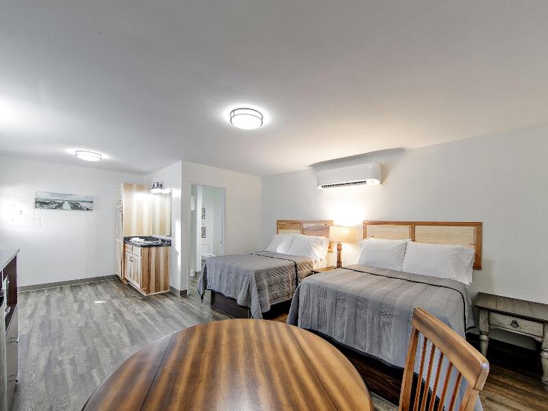 Southern Breeze Lodge image