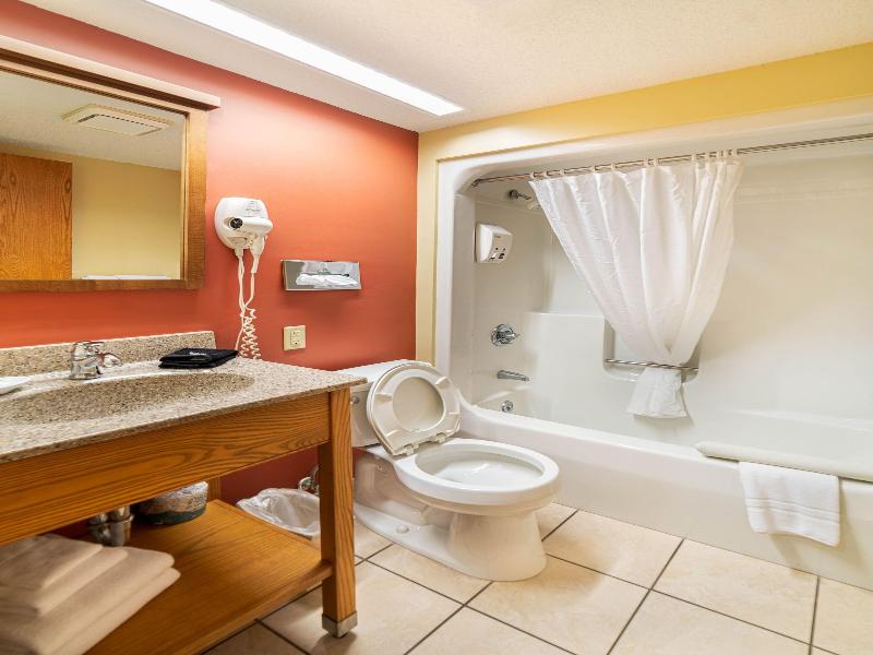 Leelanau Sands Casino Lodge — photo 2
