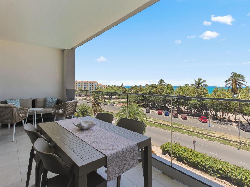 O Condominium Beachfront Residences image
