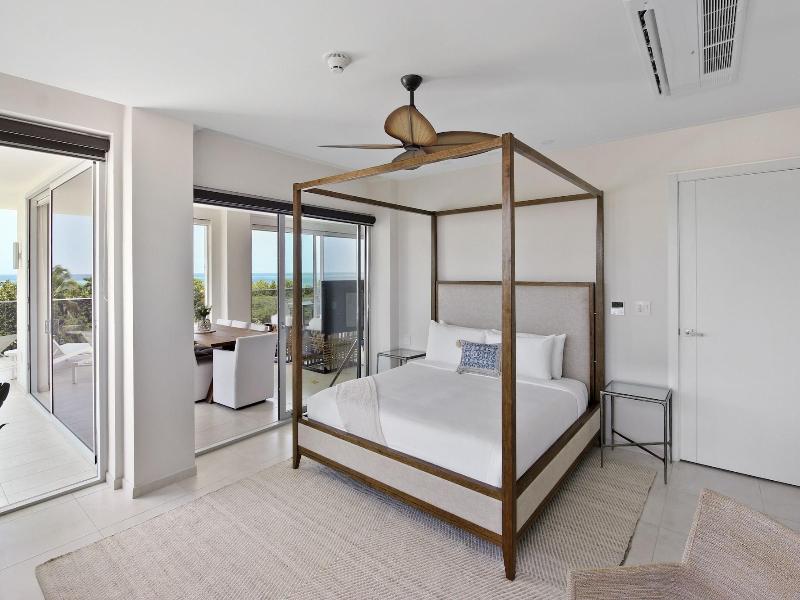 O Condominium Beachfront Residences image