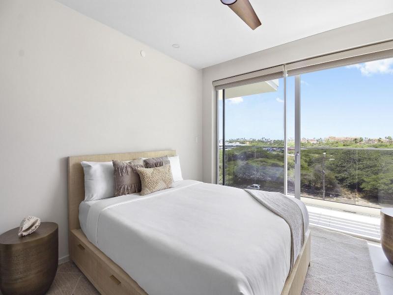 O Condominium Beachfront Residences image