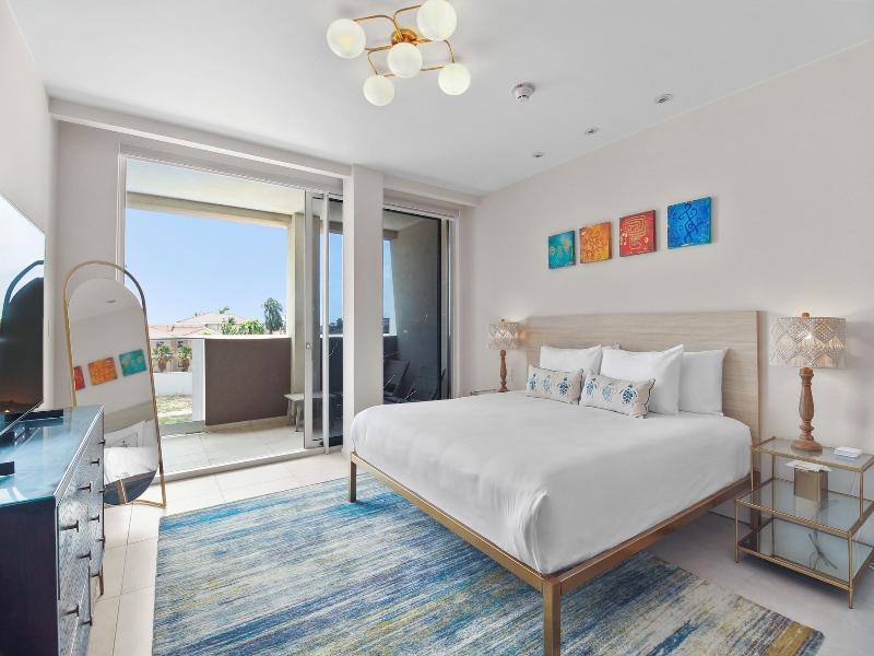 O Condominium Beachfront Residences image