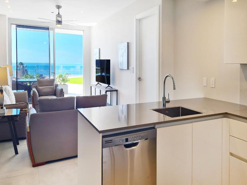 O Condominium Beachfront Residences image