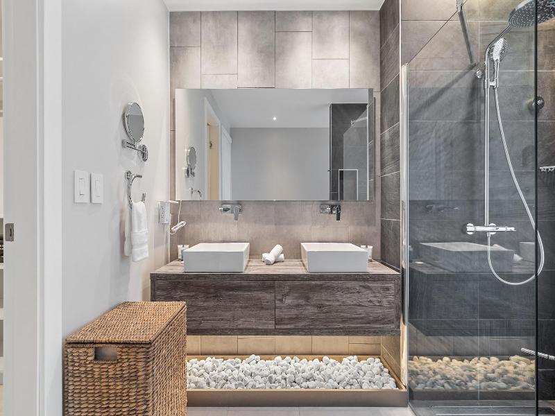 O Condominium Beachfront Residences image