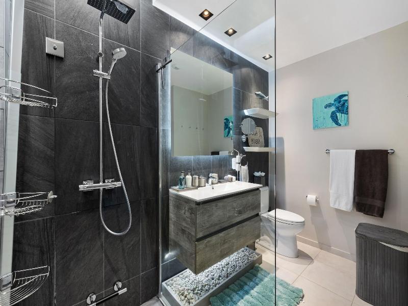 O Condominium Beachfront Residences image