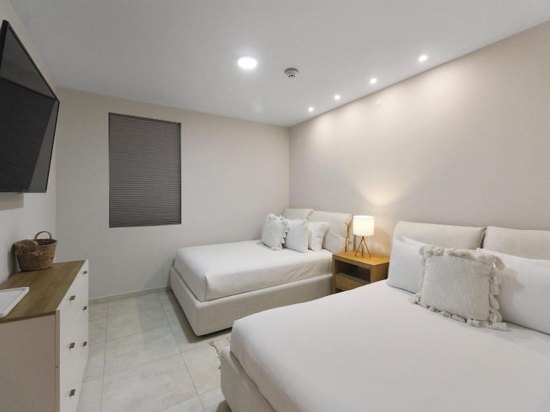O Condominium Beachfront Residences image