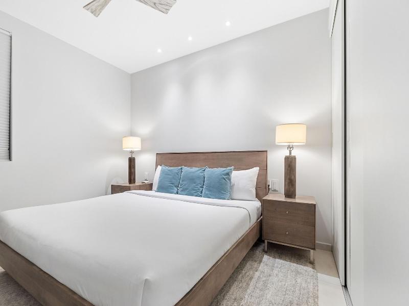 O Condominium Beachfront Residences image