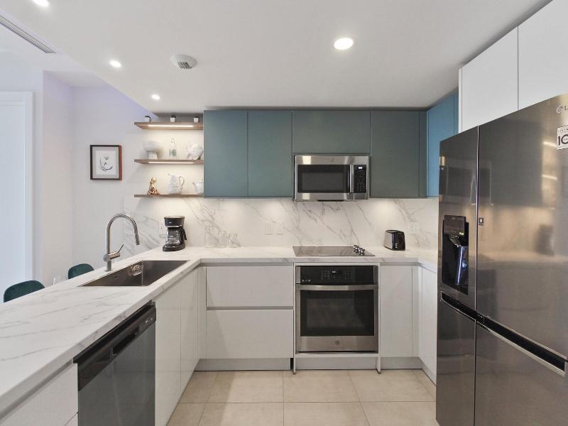 O Condominium Beachfront Residences image