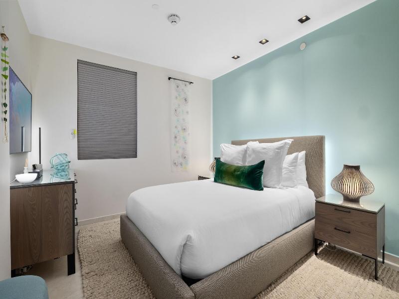 O Condominium Beachfront Residences image
