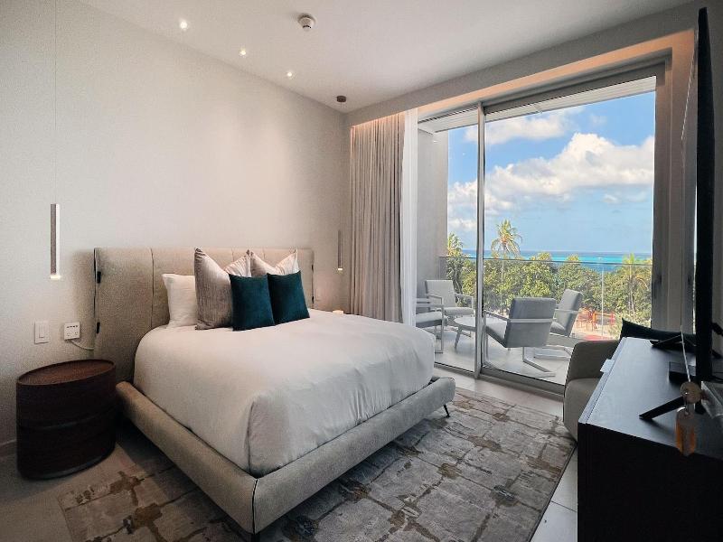 O Condominium Beachfront Residences image