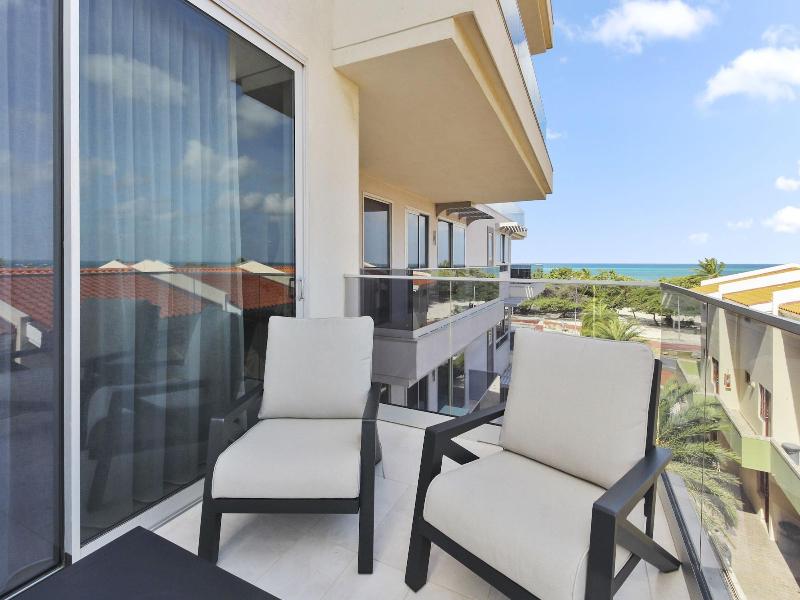 O Condominium Beachfront Residences image