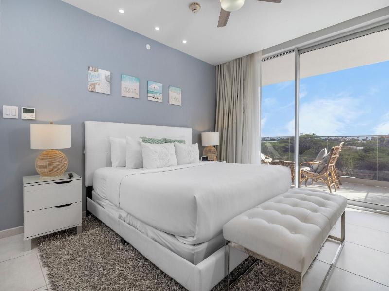 O Condominium Beachfront Residences image