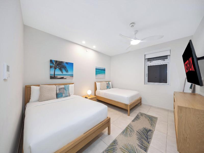O Condominium Beachfront Residences image