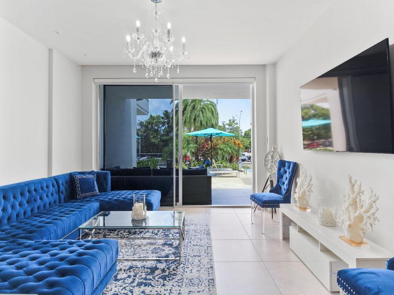 O Condominium Beachfront Residences image