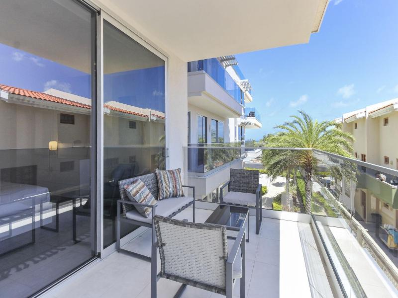 O Condominium Beachfront Residences image