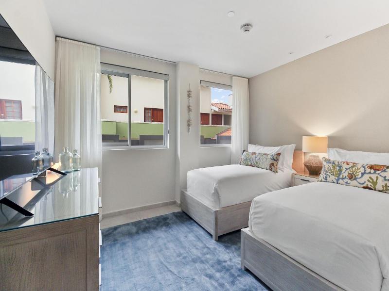 O Condominium Beachfront Residences image