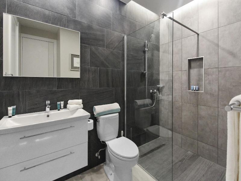 O Condominium Beachfront Residences image