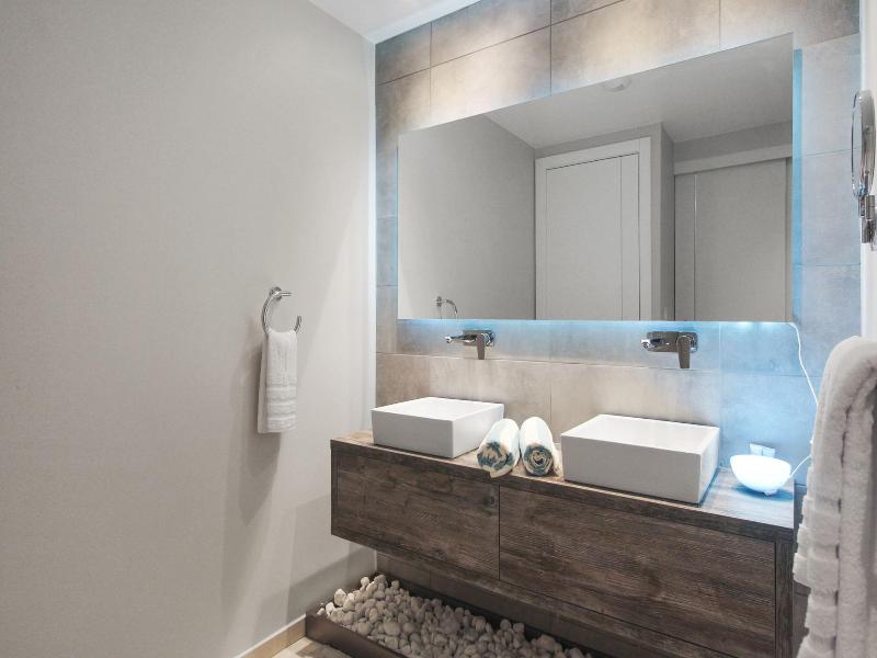 O Condominium Beachfront Residences image