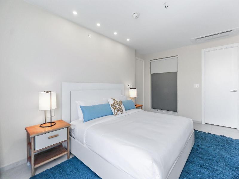 O Condominium Beachfront Residences image