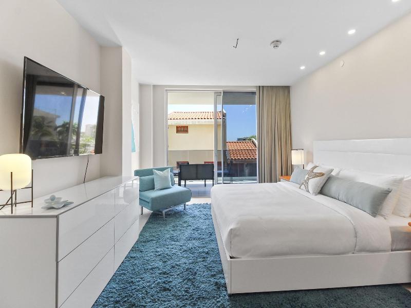 O Condominium Beachfront Residences image