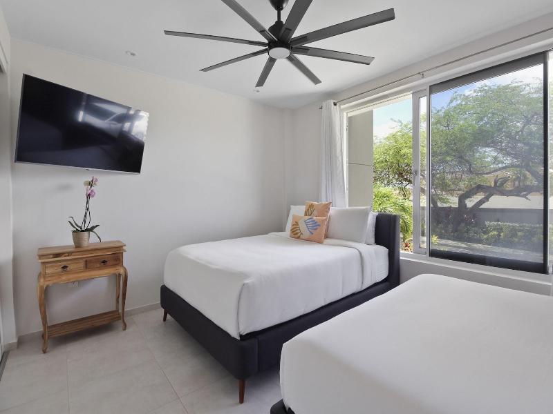 O Condominium Beachfront Residences image