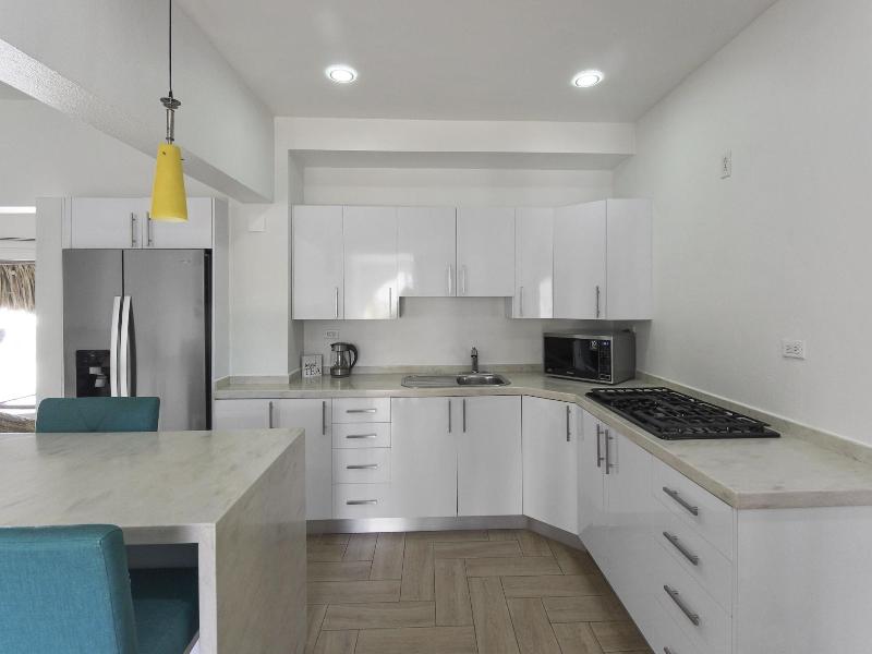 O Condominium Beachfront Residences image