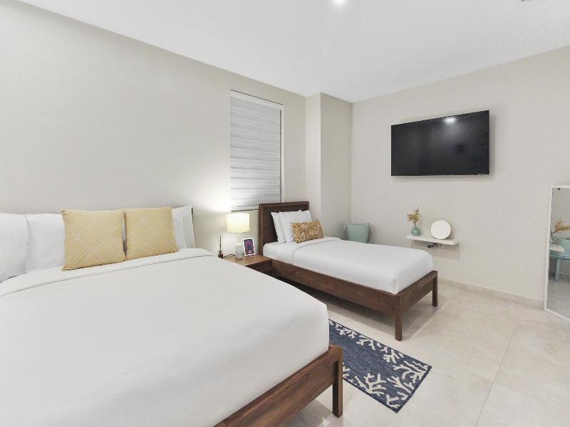 O Condominium Beachfront Residences image