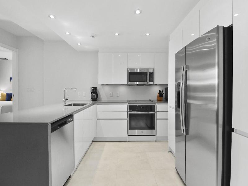 O Condominium Beachfront Residences image