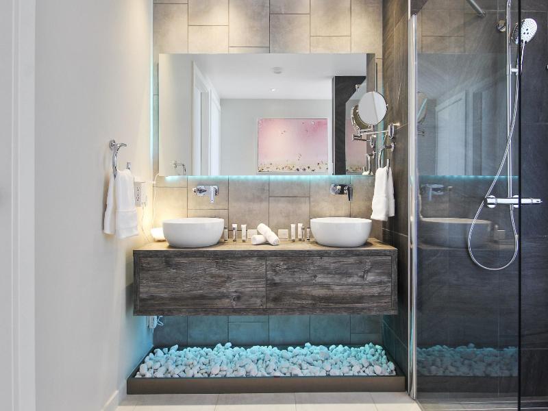 O Condominium Beachfront Residences image
