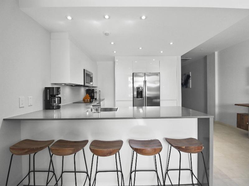 O Condominium Beachfront Residences image