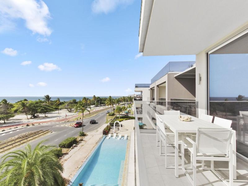 O Condominium Beachfront Residences image