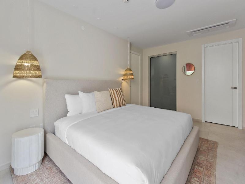 O Condominium Beachfront Residences image