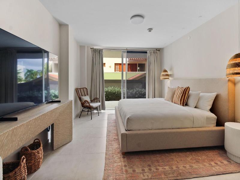 O Condominium Beachfront Residences image
