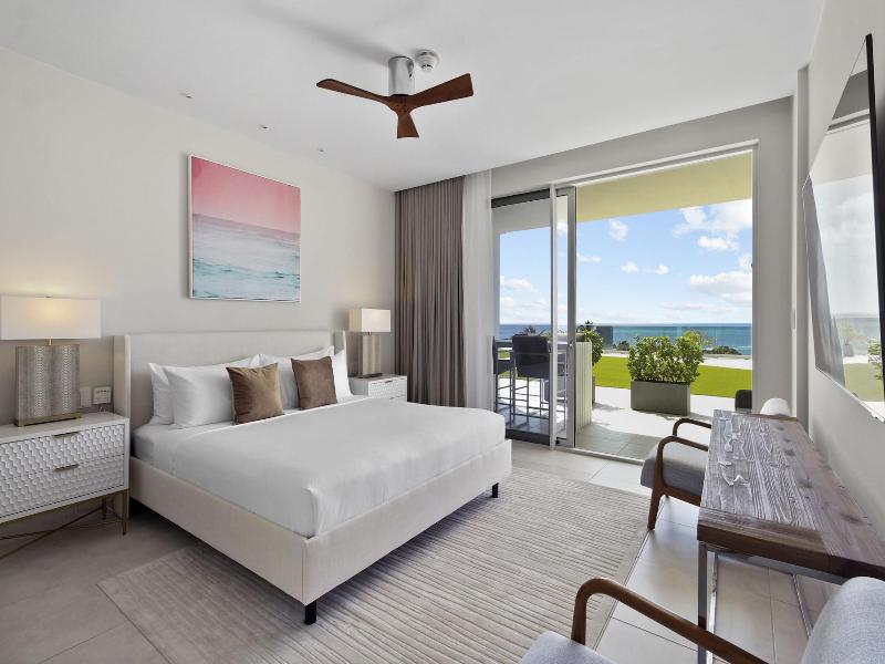 O Condominium Beachfront Residences image