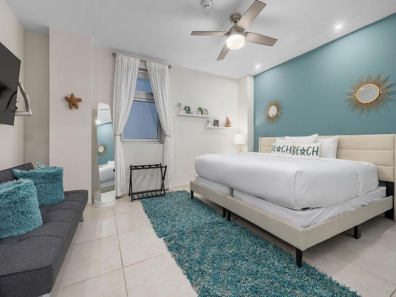 O Condominium Beachfront Residences image